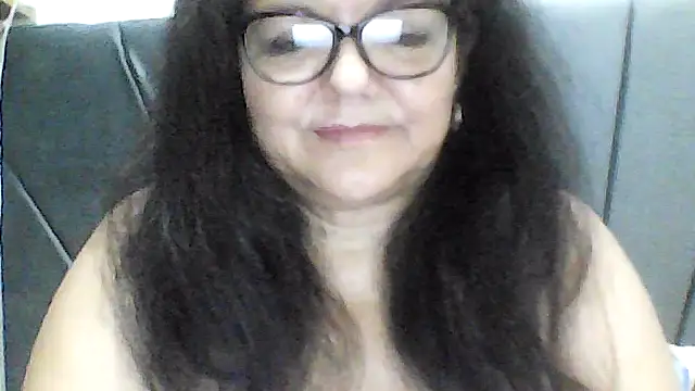 Snapshot of kassandra02 chatting on October 15, 2025, 4:07 pm kassandra02 online show from October 15, 2025, 4:07 pm