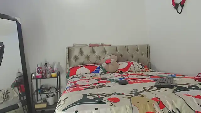 daniela starks online show from December 18, 2025, 11:11 pm