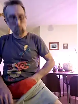 Snapshot of bibananaman chatting on December 16, 2024, 4:02 am bibananaman online show from December 16, 2024, 4:02 am