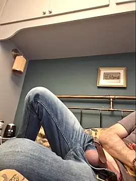 Snapshot of bibananaman chatting on March 5, 2025, 8:32 am bibananaman online show from March 5, 2025, 8:32 am