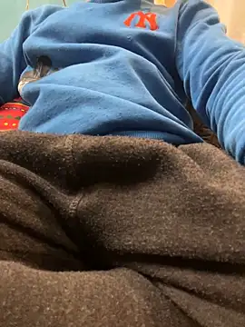 dreamy lusty01 online show from March 15, 2025, 3:16 pm