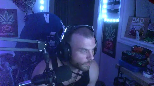 Snapshot of GeneralXMillyX chatting on November 2, 2025, 6:16 am GeneralXMillyX online show from November 2, 2025, 6:16 am