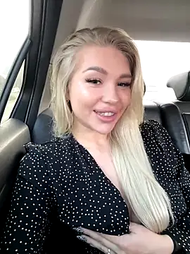 DreamPussyy online show from October 20, 2025, 4:13 am