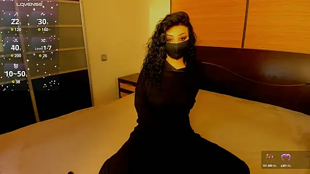 Snapshot of habibi_moon chatting on December 29, 2024, 4:05 am habibi moon online show from December 29, 2024, 4:05 am