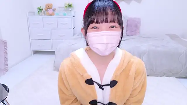 Snapshot of 86_haru chatting on December 23, 2024, 11:25 am 86 haru online show from December 23, 2024, 11:25 am