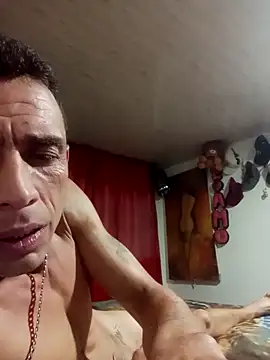 Snapshot of luiseduardomarta chatting on November 18, 2025, 4:06 am luiseduardomarta online show from November 18, 2025, 4:06 am