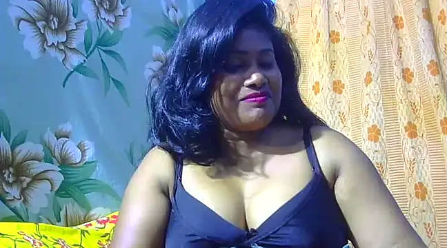 sexy roma online show from February 26, 2025, 6:54 pm