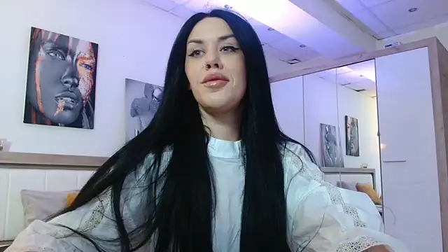 LaylaCruzRose online show from February 8, 2025, 6:12 am