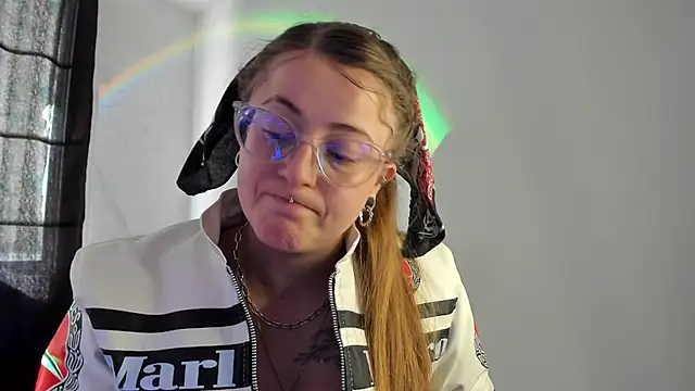 tekila   online show from February 1, 2025, 7:34 pm