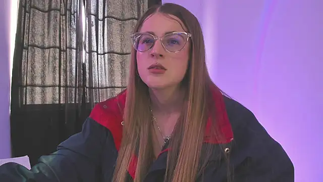 tekila   online show from February 26, 2025, 8:11 pm