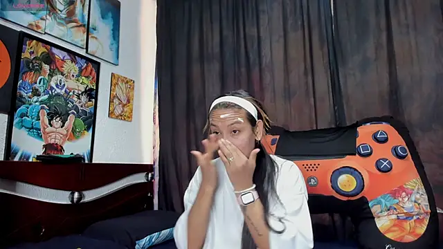 Snapshot of Valeria_Fitness chatting on July 8, 2026, 8:35 pm Valeria Fitness online show from July 8, 2026, 8:35 pm