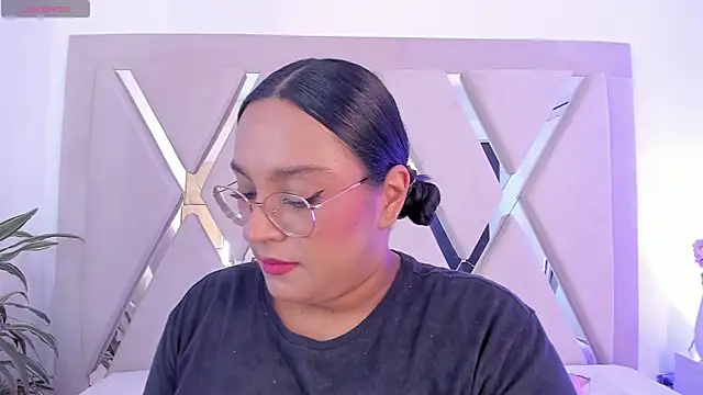 ellamontoya online show from February 20, 2026, 11:43 am