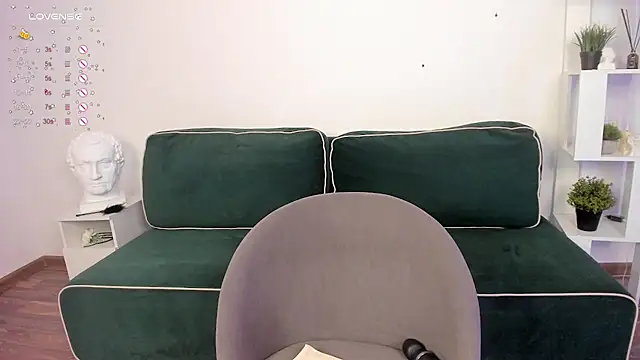 miissblonde online show from February 5, 2025, 5:30 am