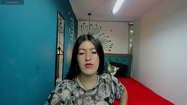Snapshot of LiaCooper_ chatting on December 4, 2024, 6:17 pm LiaCooper online show from December 4, 2024, 6:17 pm