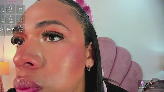 Nicole Paradise online show from March 3, 2025, 12:58 pm