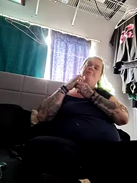 Snapshot of Trans_Girl_next_door420 chatting on March 17, 2025, 7:37 pm Trans Girl next door420 online show from March 17, 2025, 7:37 pm