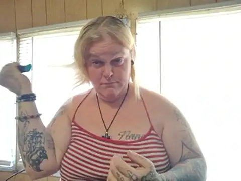 Snapshot of Trans_Girl_next_door420 chatting on January 12, 2026, 6:57 pm Trans Girl next door420 online show from January 12, 2026, 6:57 pm