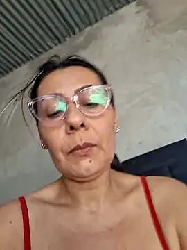 Snapshot of Mia-funny20 chatting on February 20, 2026, 7:58 pm Mia-funny20 online show from February 20, 2026, 7:58 pm