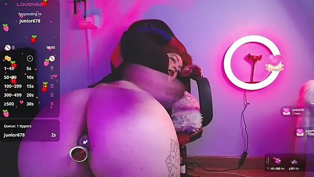 Layna cold online show from February 15, 2025, 11:28 am