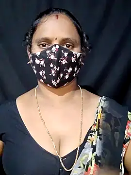 vintage-vibs online show from September 13, 2025, 8:03 am