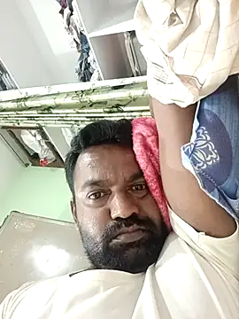 Snapshot of PVNRAO0831 chatting on September 29, 2025, 6:24 pm PVNRAO0831 online show from September 29, 2025, 6:24 pm