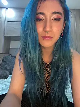 Snapshot of Lunapage chatting on February 21, 2025, 1:11 am Lunapage online show from February 21, 2025, 1:11 am