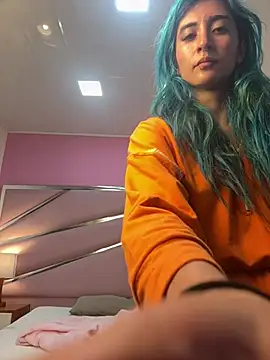 Snapshot of Lunapage chatting on March 22, 2025, 1:08 pm Lunapage online show from March 22, 2025, 1:08 pm