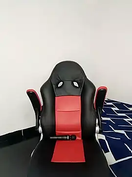 Snapshot of Fanny_Klean chatting on January 13, 2025, 6:38 am Fanny Klean online show from January 13, 2025, 6:38 am