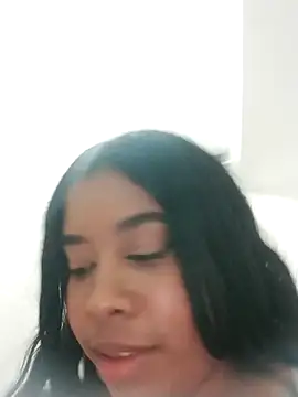 Snapshot of Fanny_Klean chatting on January 17, 2025, 9:39 am Fanny Klean online show from January 17, 2025, 9:39 am