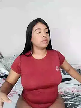 Snapshot of Fanny_Klean chatting on January 21, 2025, 2:26 pm Fanny Klean online show from January 21, 2025, 2:26 pm