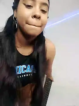 Snapshot of Fanny_Klean chatting on February 6, 2025, 8:50 am Fanny Klean online show from February 6, 2025, 8:50 am