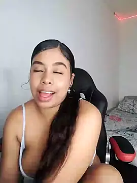 Snapshot of Fanny_Klean chatting on March 20, 2025, 3:45 am Fanny Klean online show from March 20, 2025, 3:45 am