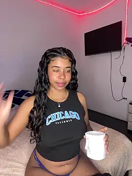 Fanny Klean online show from March 13, 2026, 5:03 am