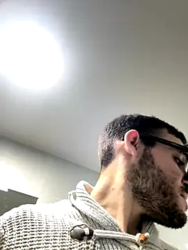 Snapshot of sperakevin98 chatting on November 17, 2025, 3:45 am sperakevin98 online show from November 17, 2025, 3:45 am