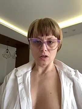 Snapshot of MySweetcum69 chatting on December 12, 2024, 8:36 am MySweetcum69 online show from December 12, 2024, 8:36 am