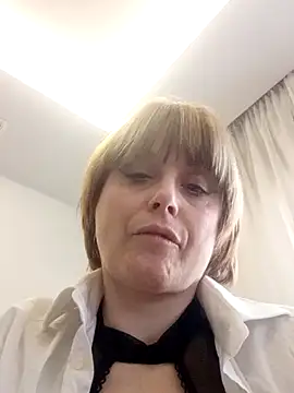 Snapshot of MySweetcum69 chatting on January 26, 2025, 5:45 am MySweetcum69 online show from January 26, 2025, 5:45 am