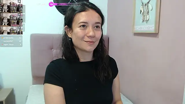Snapshot of lanna_1878 chatting on February 21, 2025, 4:26 pm lanna 1878 online show from February 21, 2025, 4:26 pm