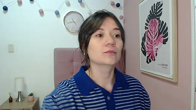 Snapshot of lanna_1878 chatting on September 11, 2025, 1:22 pm lanna 1878 online show from September 11, 2025, 1:22 pm