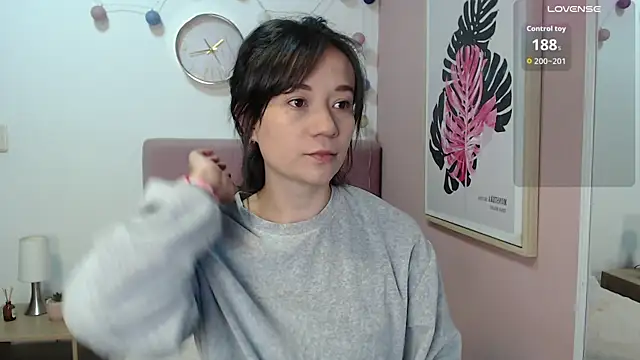 Snapshot of lanna_1878 chatting on October 10, 2025, 12:59 pm lanna 1878 online show from October 10, 2025, 12:59 pm