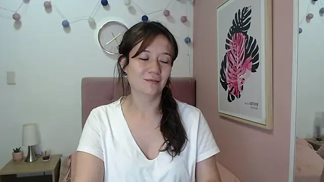 Snapshot of lanna_1878 chatting on March 24, 2026, 1:16 pm lanna 1878 online show from March 24, 2026, 1:16 pm