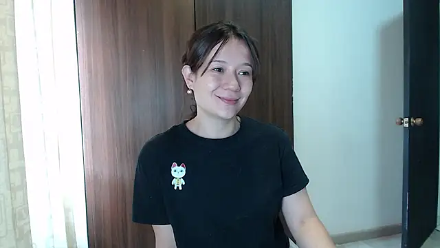 Snapshot of lanna_1878 chatting on March 26, 2026, 1:17 pm lanna 1878 online show from March 26, 2026, 1:17 pm