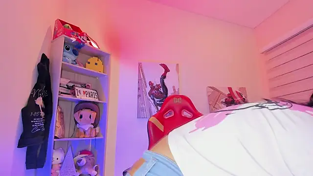 madelyn rose  online show from January 16, 2025, 1:58 am