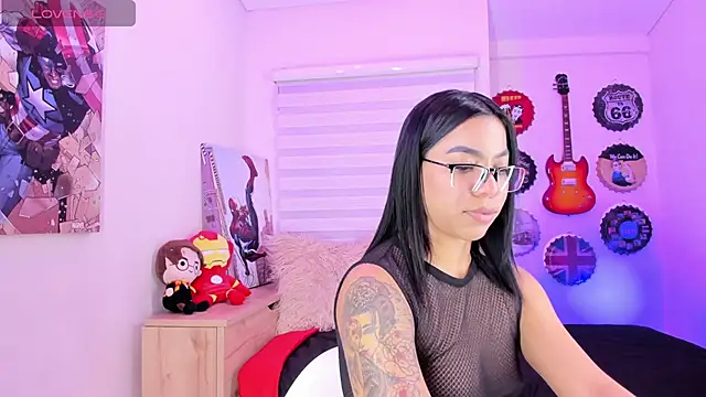 madelyn rose  online show from March 12, 2025, 4:08 am