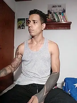 Snapshot of chero_95 chatting on November 22, 2025, 2:32 am chero 95 online show from November 22, 2025, 2:32 am