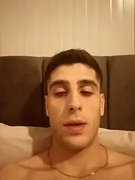 arenn1997 online show from February 20, 2026, 11:16 pm