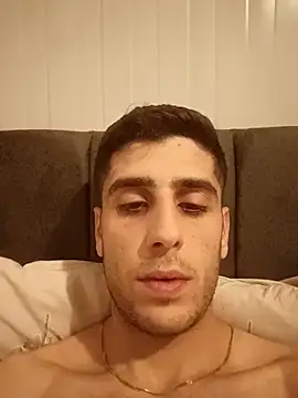 arenn1997 online show from February 24, 2026, 10:08 pm