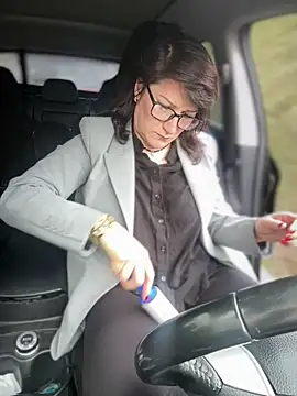 ZhenjaPoledance online show from April 1, 2026, 10:27 am