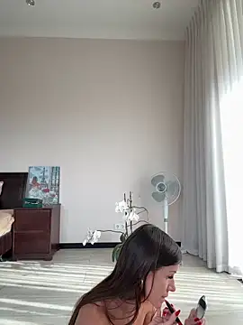 Hott Lolla online show from September 15, 2025, 6:46 am