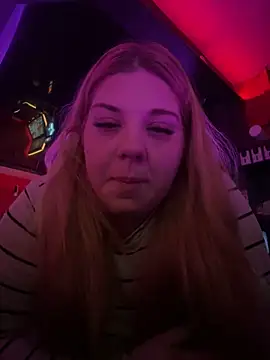 LenaundLeon online show from March 8, 2025, 10:56 pm