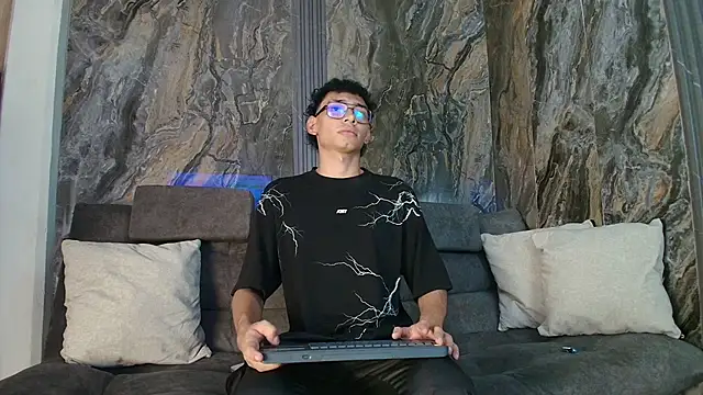 Daviid laidd online show from February 27, 2026, 7:58 pm